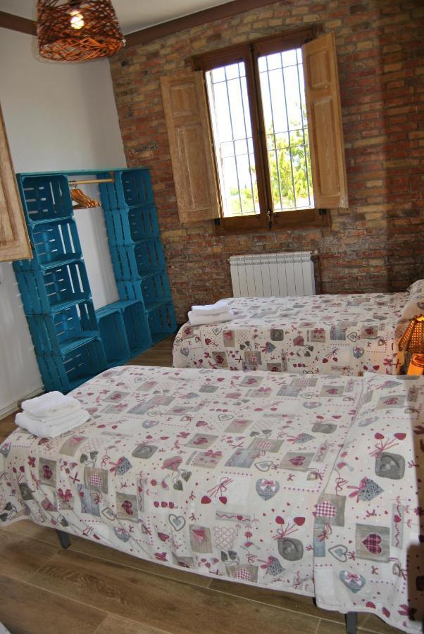 Sol Blanc Villa Alguaire ภายนอก รูปภาพ