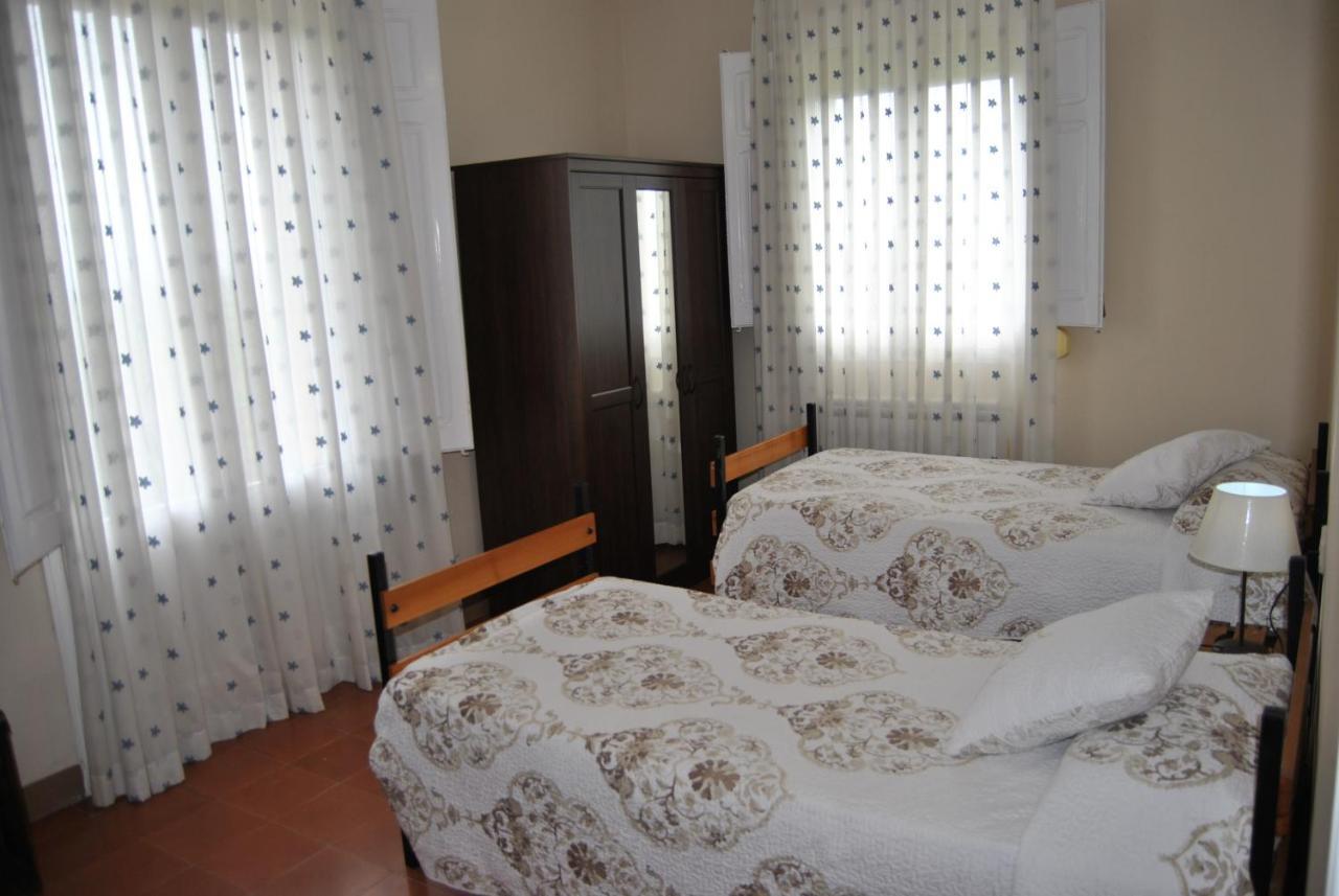 Sol Blanc Villa Alguaire ภายนอก รูปภาพ
