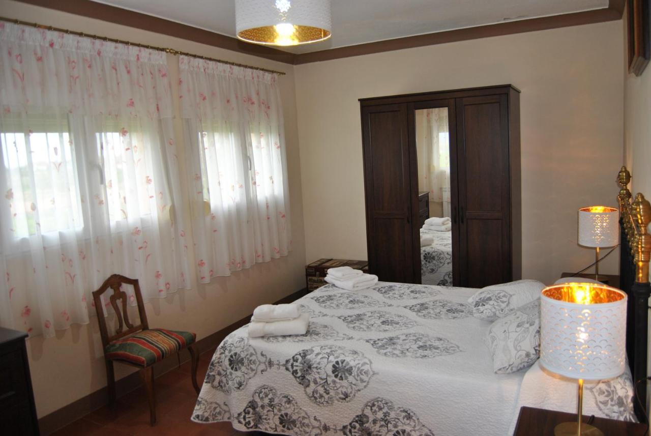 Sol Blanc Villa Alguaire ภายนอก รูปภาพ