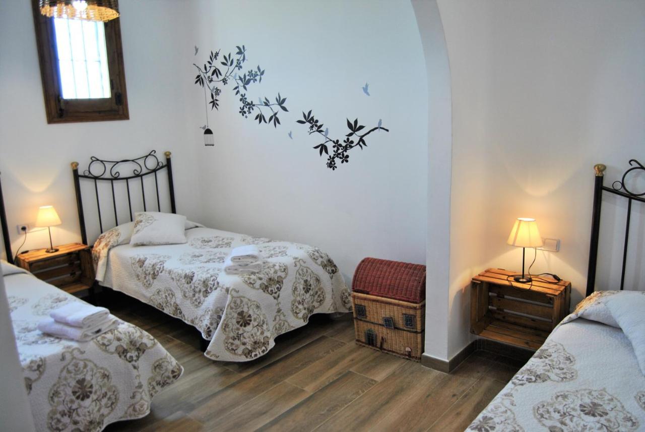 Sol Blanc Villa Alguaire ภายนอก รูปภาพ